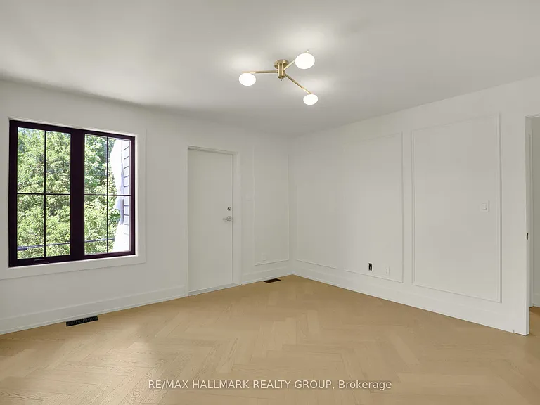 13 Ella St #3 — Photo 30