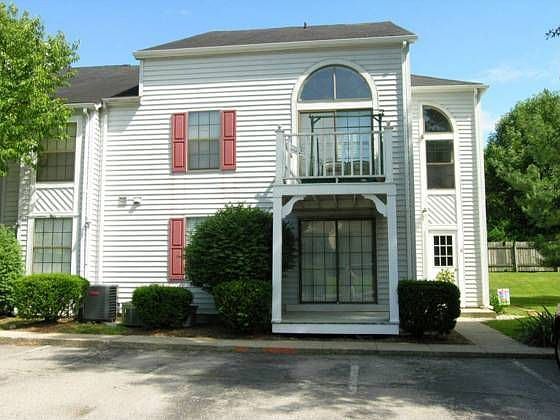 1st image of 404 Bainbridge Ct APT C3