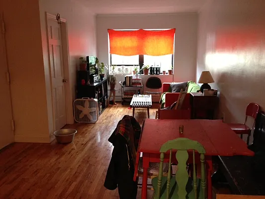 Rented by Elite NY Holdings | media 32