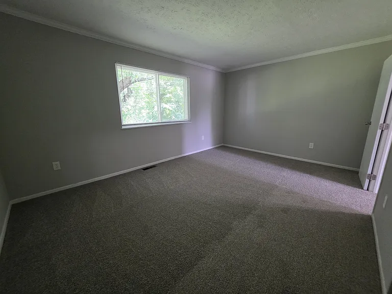 942 S Spring Rd — Photo 15