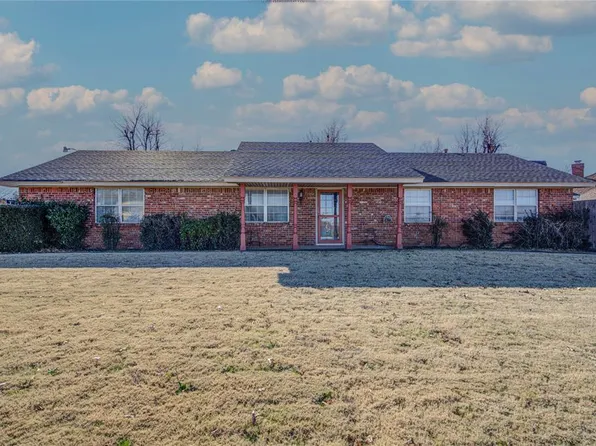 3721 Oak Grove Dr, Midwest City, OK 73110