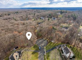 17 Hemlock Trl, Ellington, CT 06029