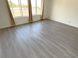 640 Serramonte Blvd APT 15, Daly City, CA 94015