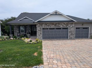140 Elokwa Way, Tellico Plns, TN 37774