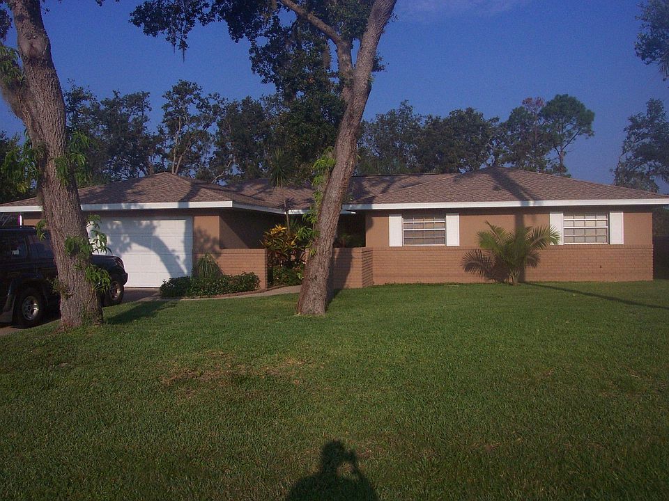 1st image of 1318 W Portillo Dr