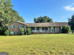 355 Hampton Rd, Fayetteville, GA 30215