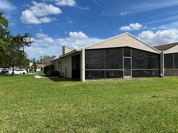 2nd image of 508 Woodgate Cir