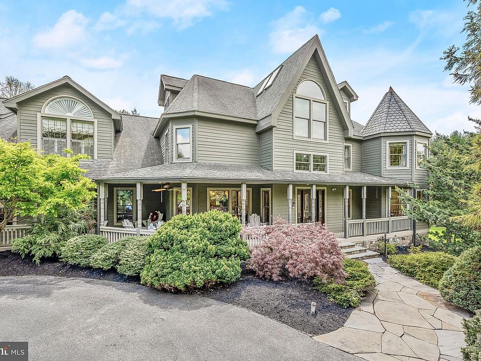 1st image of 6602 Corina Ct