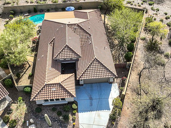 2nd image of 39503 N Laurel Valley Court