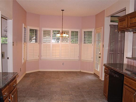 3rd image of 2141 Surrender Ave