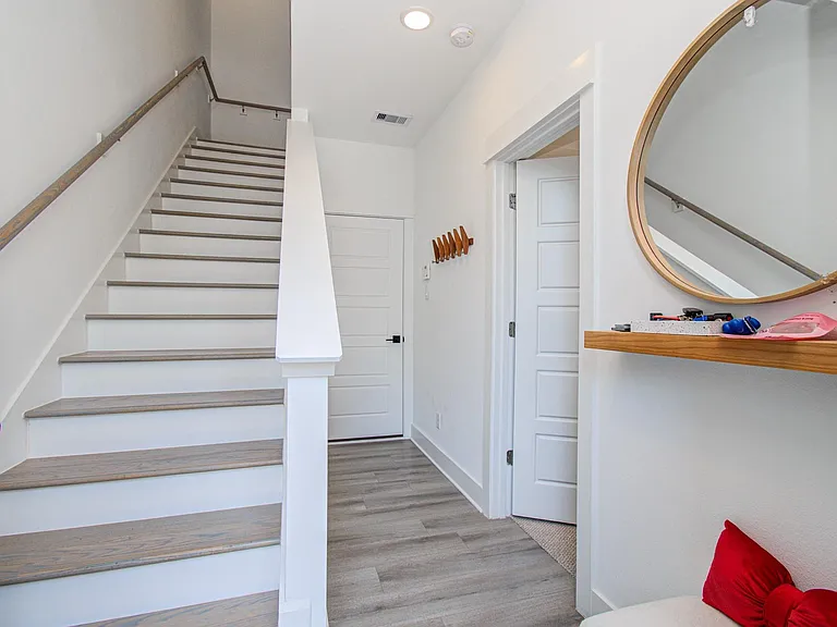 8325 Springwood Creek Ln — Photo 7