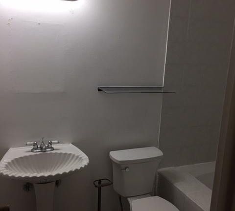 4th image of 100 74th Ave NE