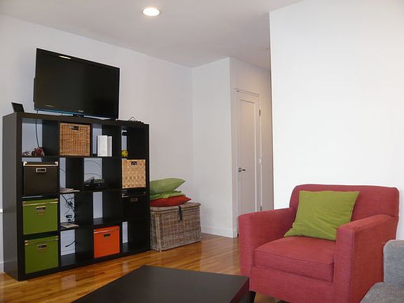 3rd image of 2098 Frederick Douglass Blvd Penthouse O