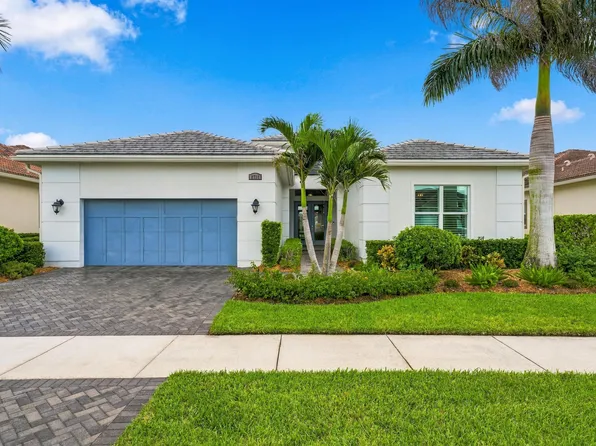 8711 SW FLUTTO Way, Port St Lucie, FL 34987