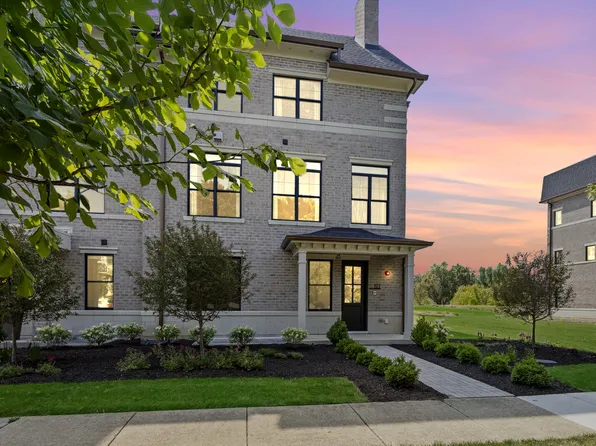 127 N Columbia St, Naperville, IL 60540