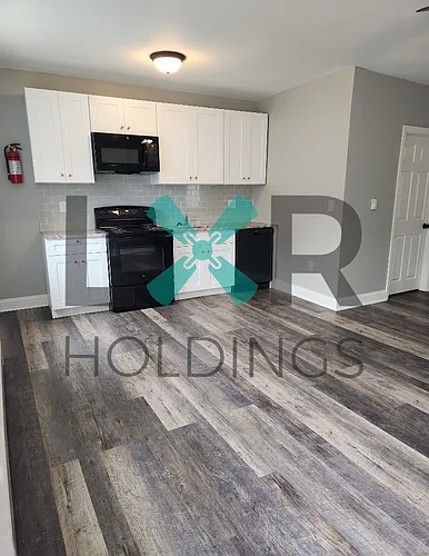 366 E Marshall St #1 Photo 1