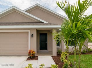 2422 Pinwherry St NW, Palm Bay, FL 32907