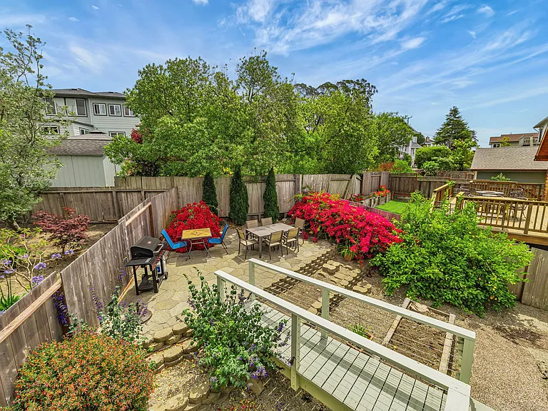 Madrona Ave — Photo 12