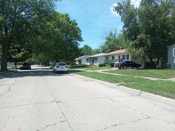 5th image of 14352 Sherman Ave