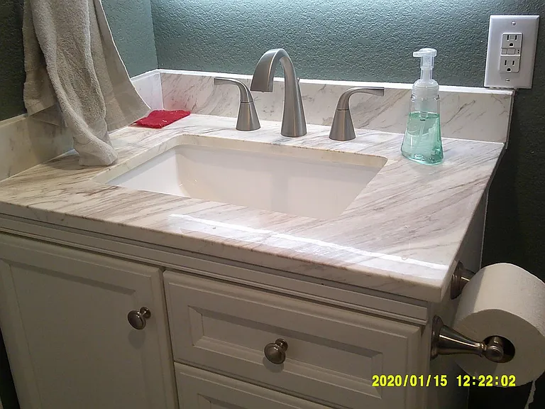 945 Davis St — Photo 10