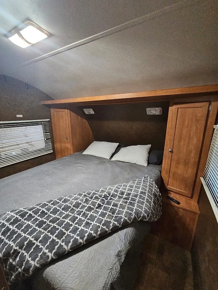 1 bed, 2000 sqft, $800 — Photo 3