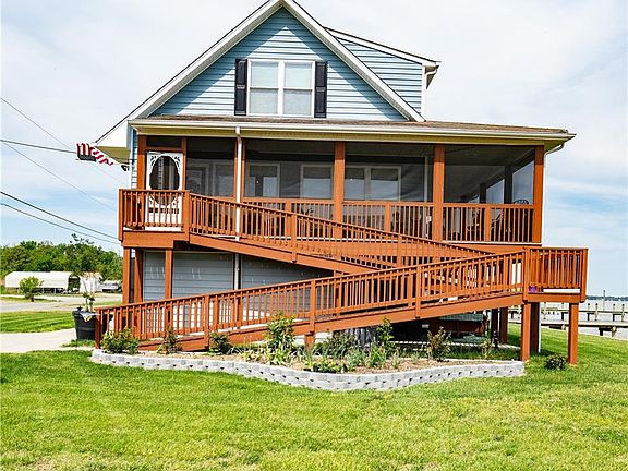 2nd image of 1016 Fort Lowry Ln #H
