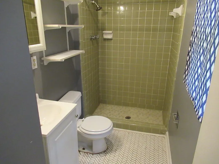 70 Gibson Dr — Photo 28