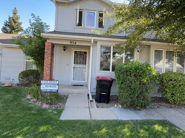 954 Brant Hollow Ct — Photo 1
