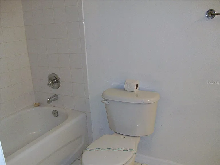 495 Las Cortes Ln #105 — Photo 13