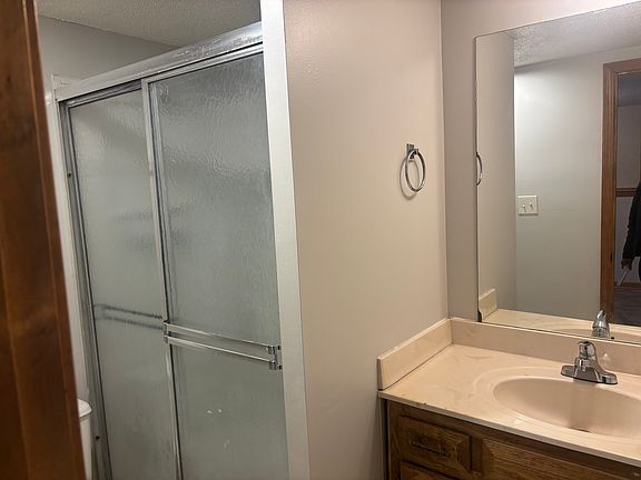 2nd image of 215 W 132nd St #215