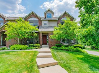 2954 Signature Blvd, Ann Arbor, MI 48103