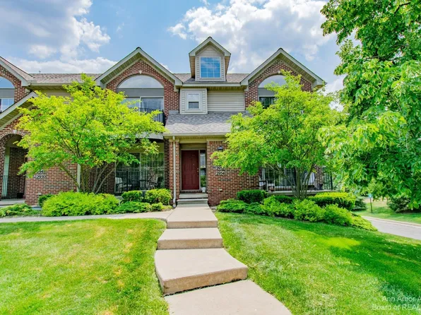 2954 Signature Blvd, Ann Arbor, MI 48103