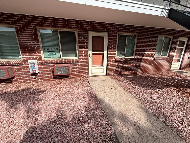 Taylor St Apartment — Photo 41