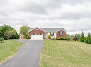 661 Red Hill Rd, Vine Grove, KY 40175
