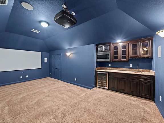 2nd image of 2696 Bonita Dr
