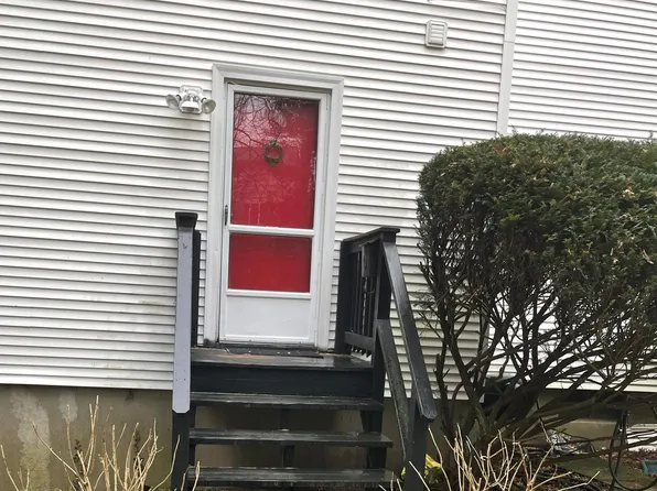 22 Coachlamp Ln, Greenwich, CT 06830