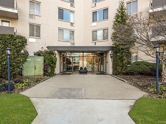 3rd image of 135 Post Avenue #1O