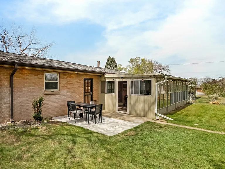 Outdoor patio to enjoy meals & relax. Plenty of room for the kids or entertaining.