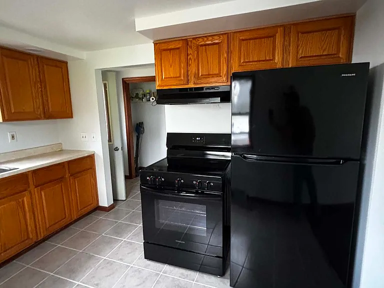 92 Daytona Ave — Photo 8