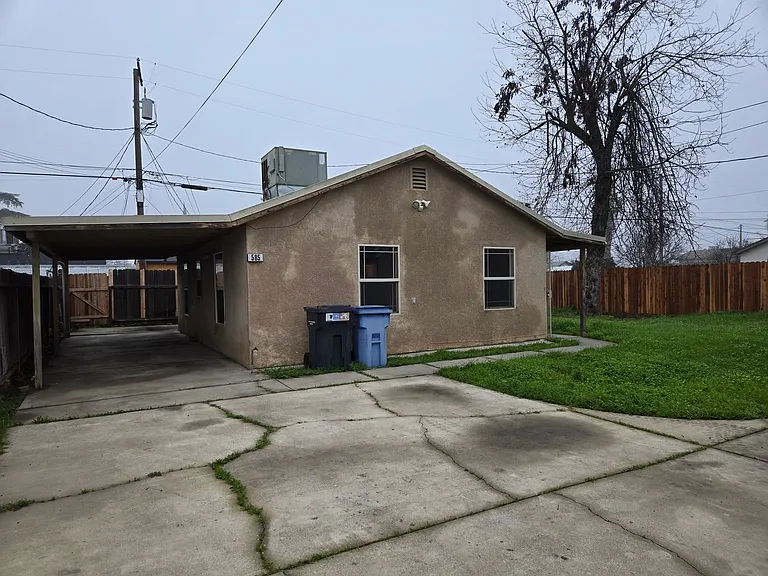 585 South Ave — Photo 11