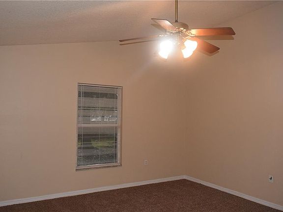 5th image of 2707 Sundance Cir