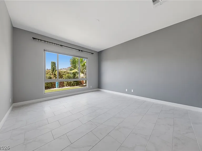 80 Strada Caruso — Photo 24