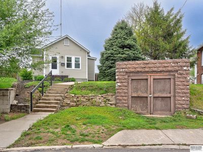 2784 Dupont St, Omaha, NE, 68105
