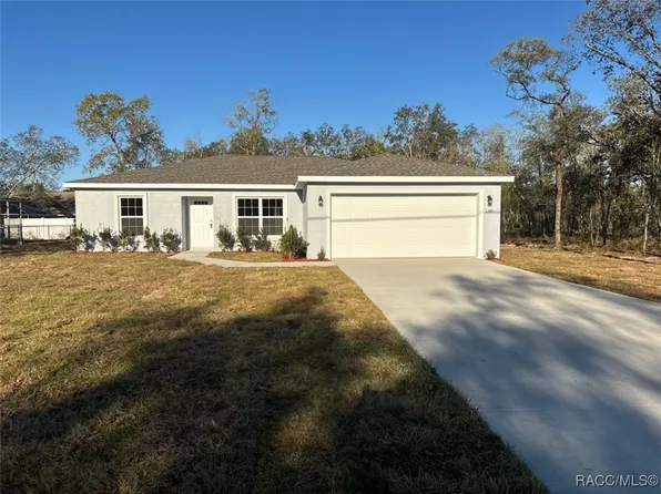 6240 N Bedstrow Blvd, Citrus Springs, FL 34434