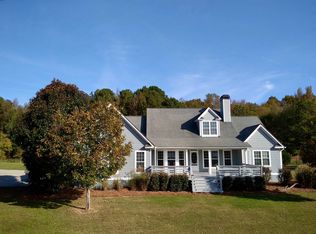 1061 Shoreline Dr, Madison, GA 30650