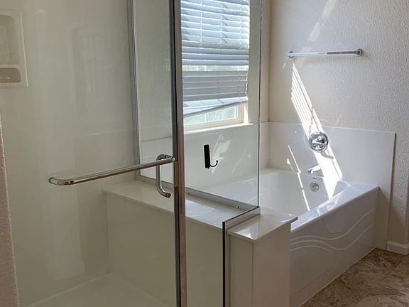 5th image of 4651 Opal Ct