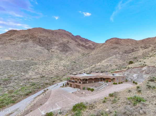 12705 Chuckwagon Rd, Las Cruces, NM 88011