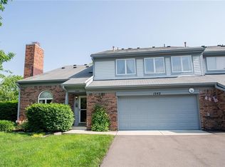 1542 Norfolk Dr, Zionsville, IN 46077