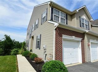 5317 Dartmouth Dr, Macungie, PA 18062