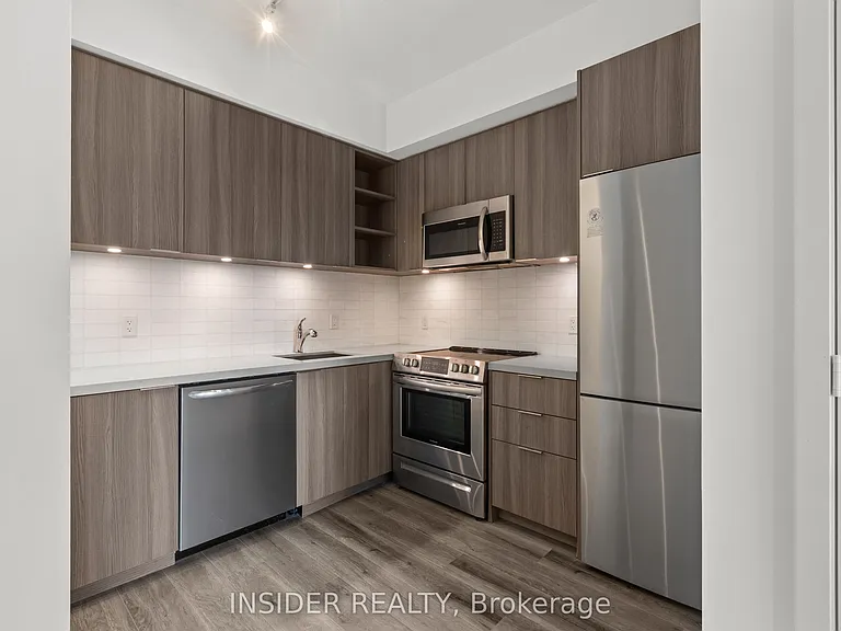 30 Ordnance St #703 — Photo 2